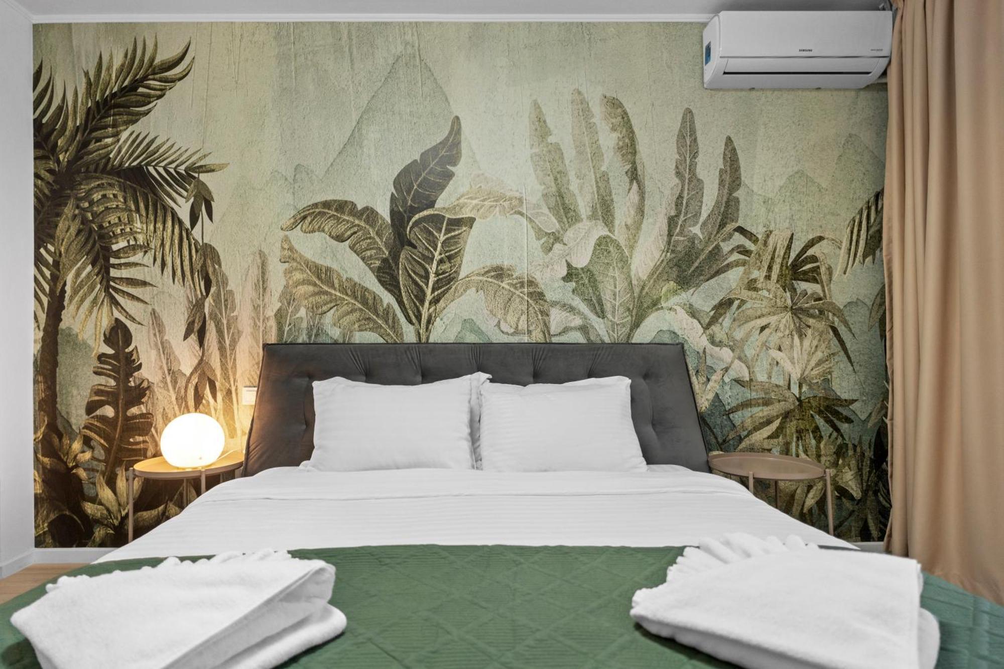 High-end With Panoramic View, Parking & Pool Appartamento