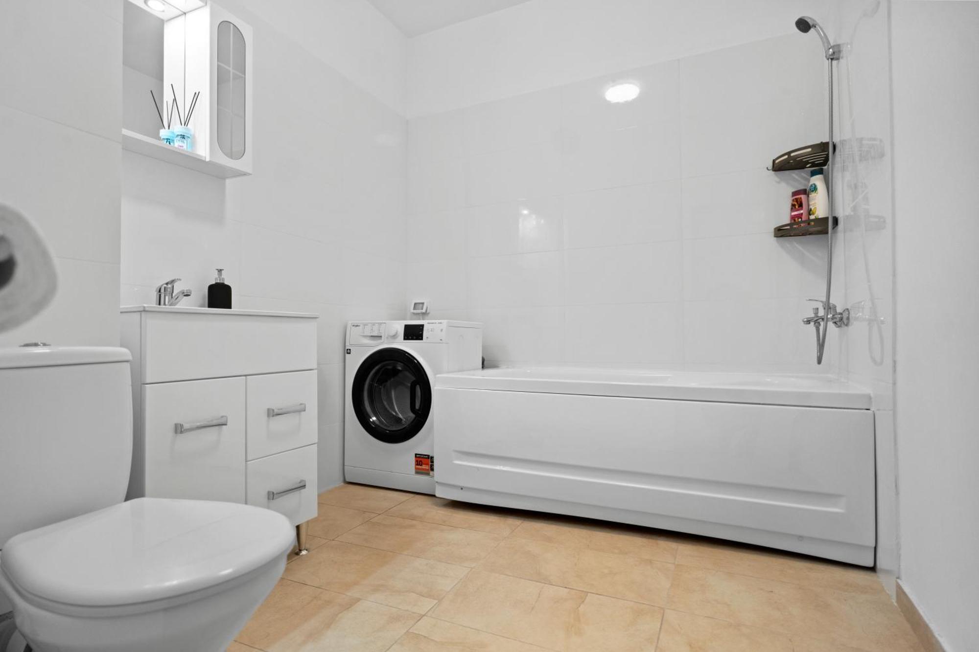 High-end With Panoramic View, Parking & Pool Appartamento Bucarest